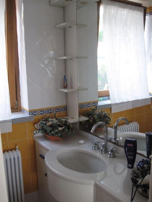 Villa Mit Whirlpool Und Phantastischer Aussicht Capoliveri  Dış mekan fotoğraf